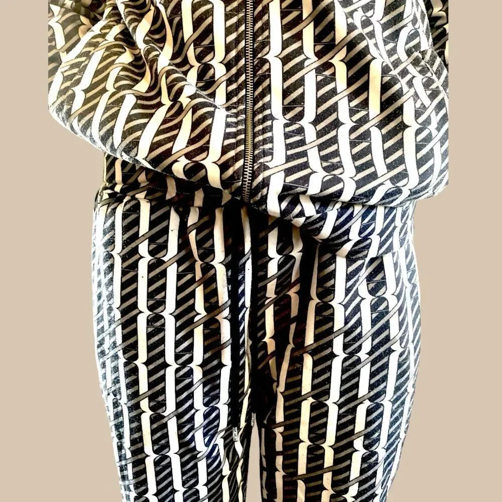 Designer 2-piece Athleisure Tracksuit - Picture 3 of 8